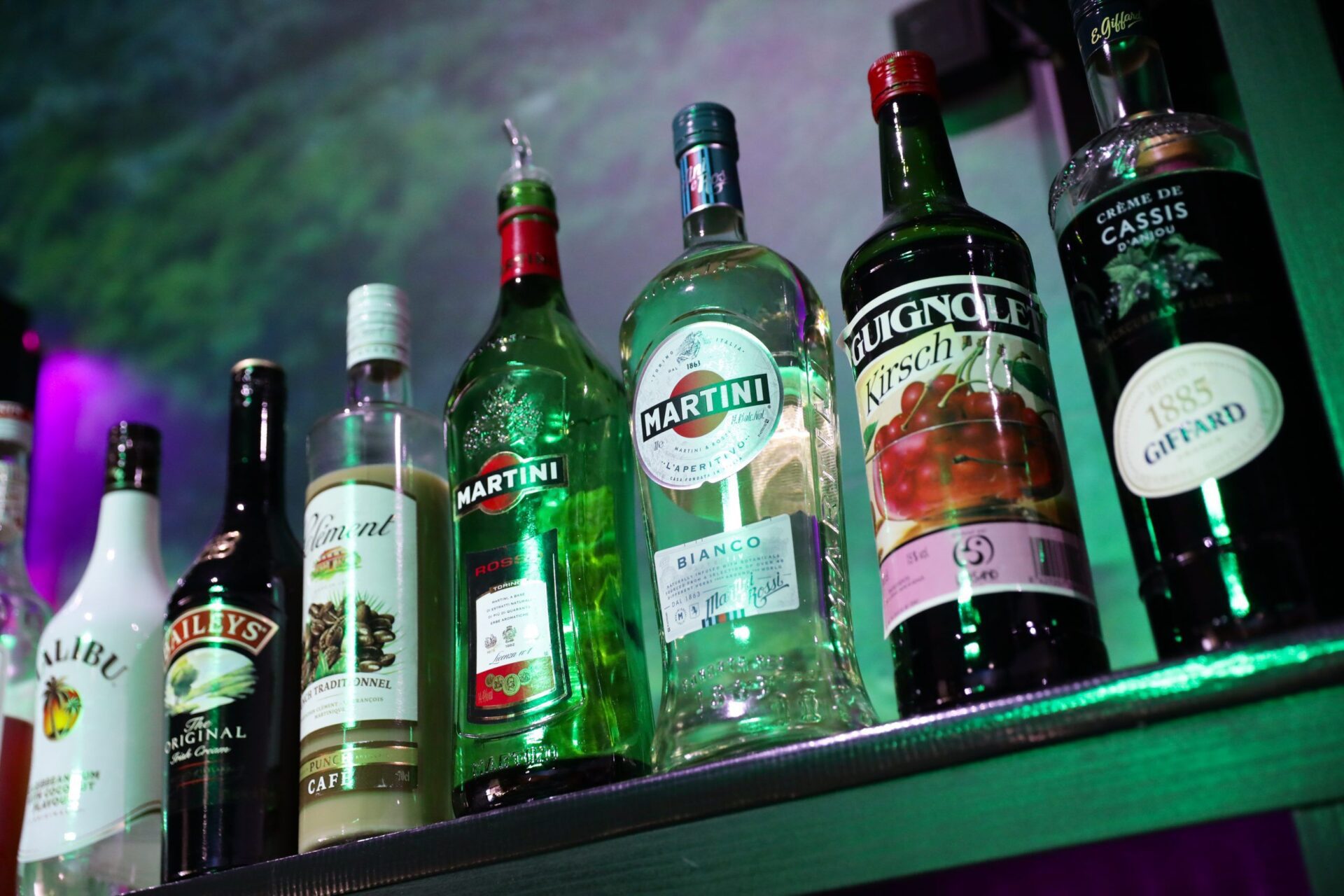 bar-martini-malibu-get 27-kir-apéro-apéritif-boire un verre-pub-montpellier